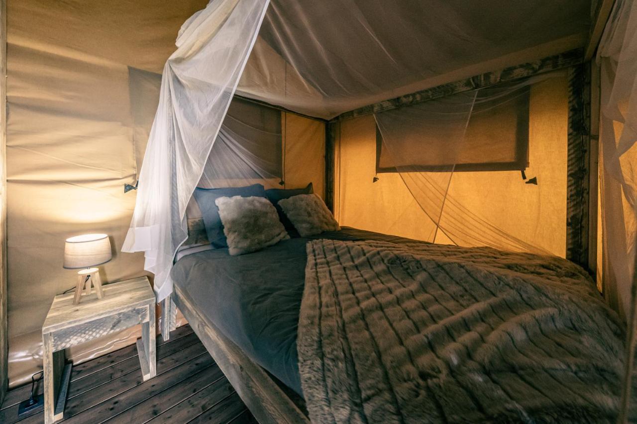 Lodges Des Grands Chenes Andelarrot Bagian luar foto
