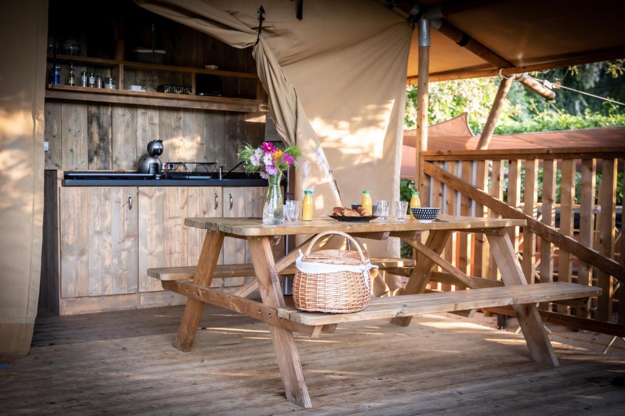 Lodges Des Grands Chenes Andelarrot Bagian luar foto